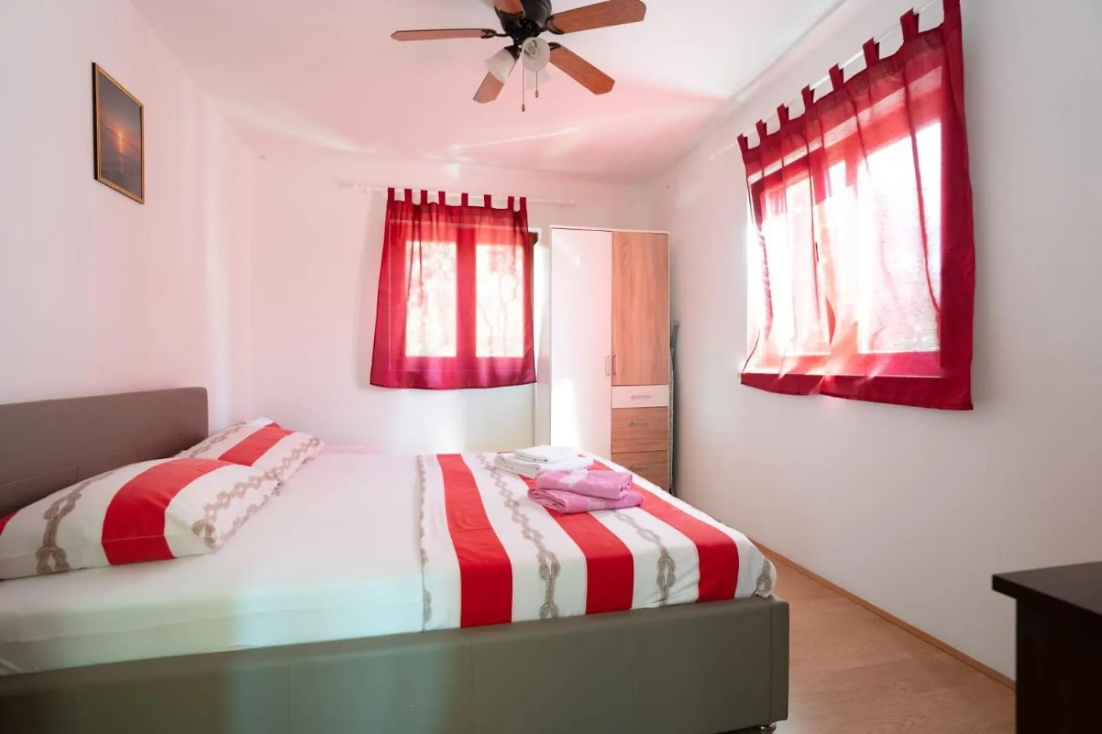 Adriatic Escape Apartments Gornji Karin 0*,